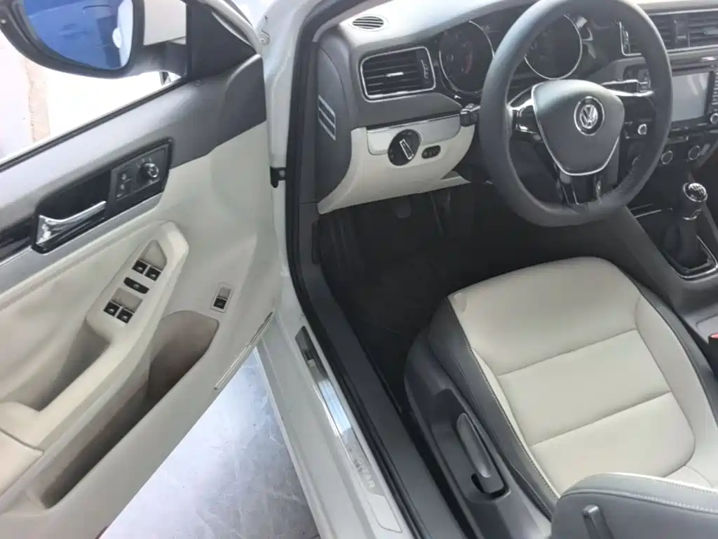 Volkswagen Sagitar — миниатюра 16