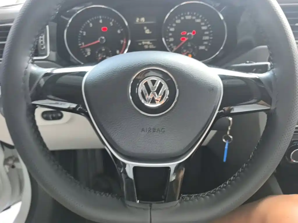 Volkswagen Sagitar — миниатюра 11