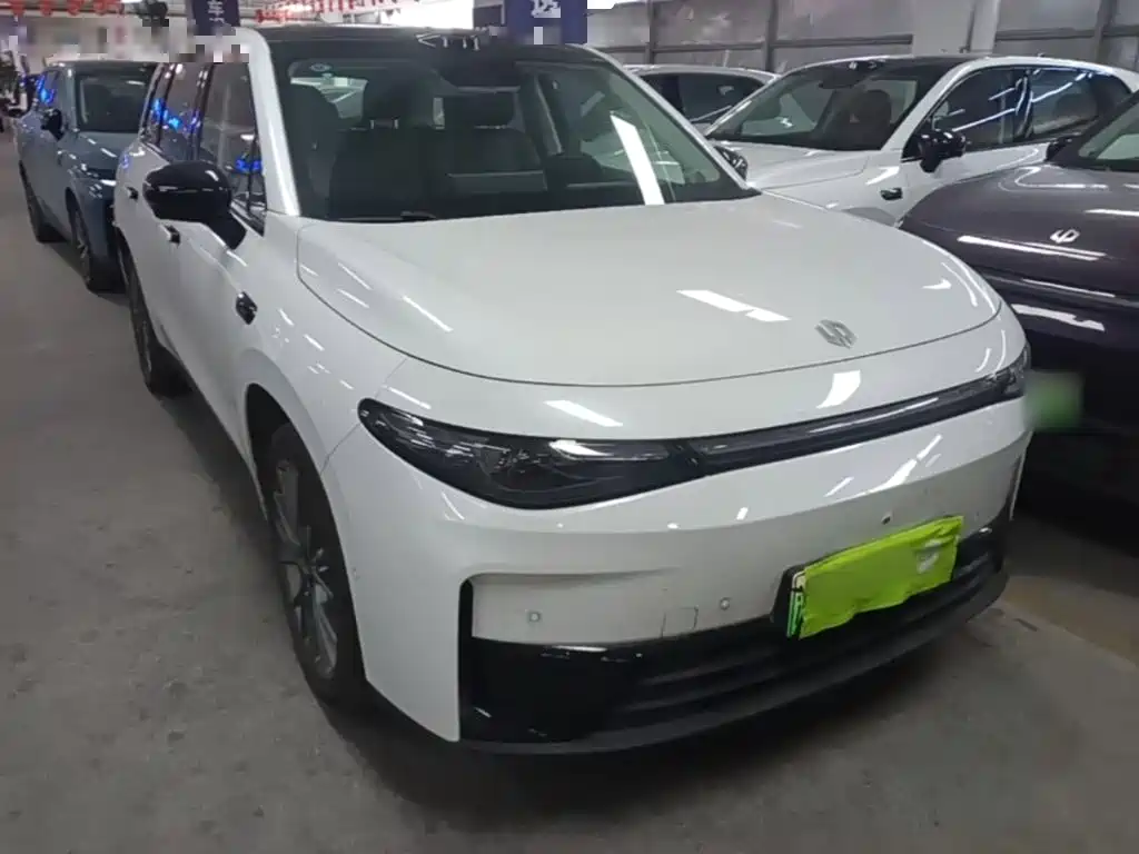 Leapmotor Leapmotor C10 — миниатюра 4