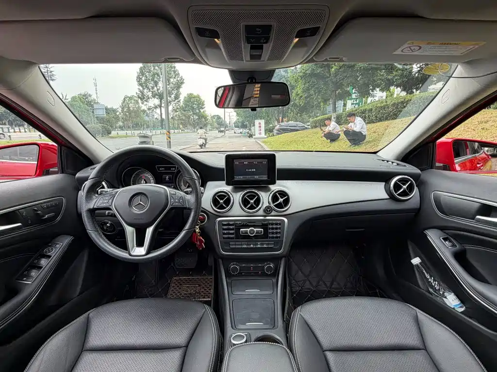 Mercedes-Benz GLA — миниатюра 13