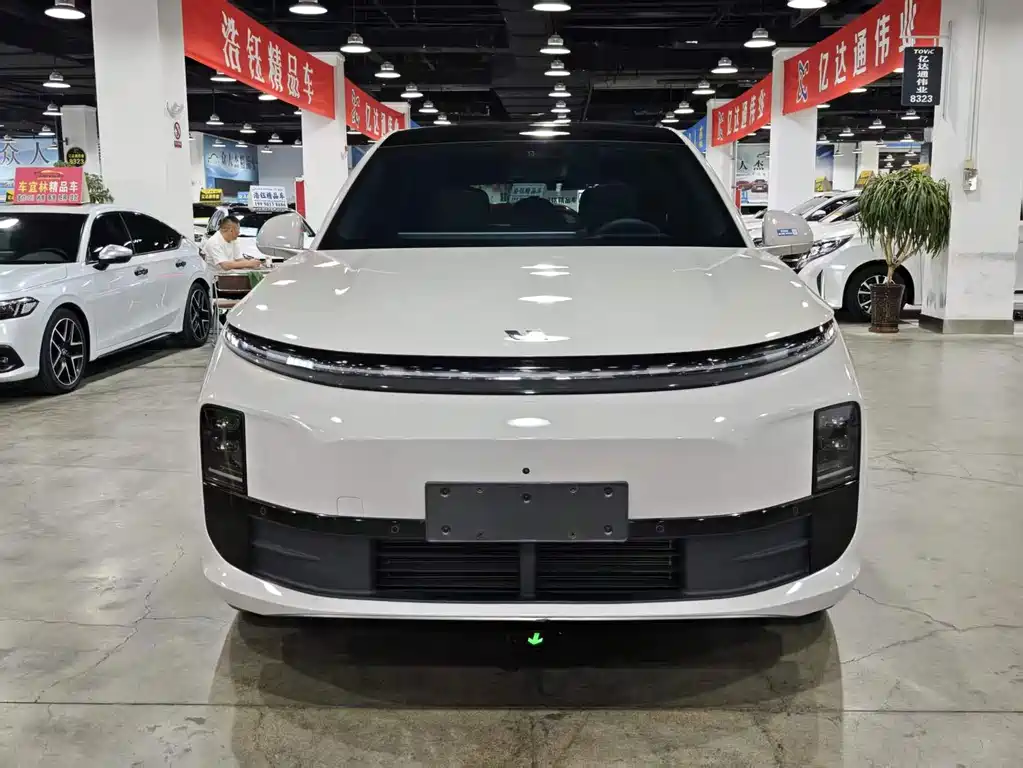 Li Auto Li L6 — миниатюра 2