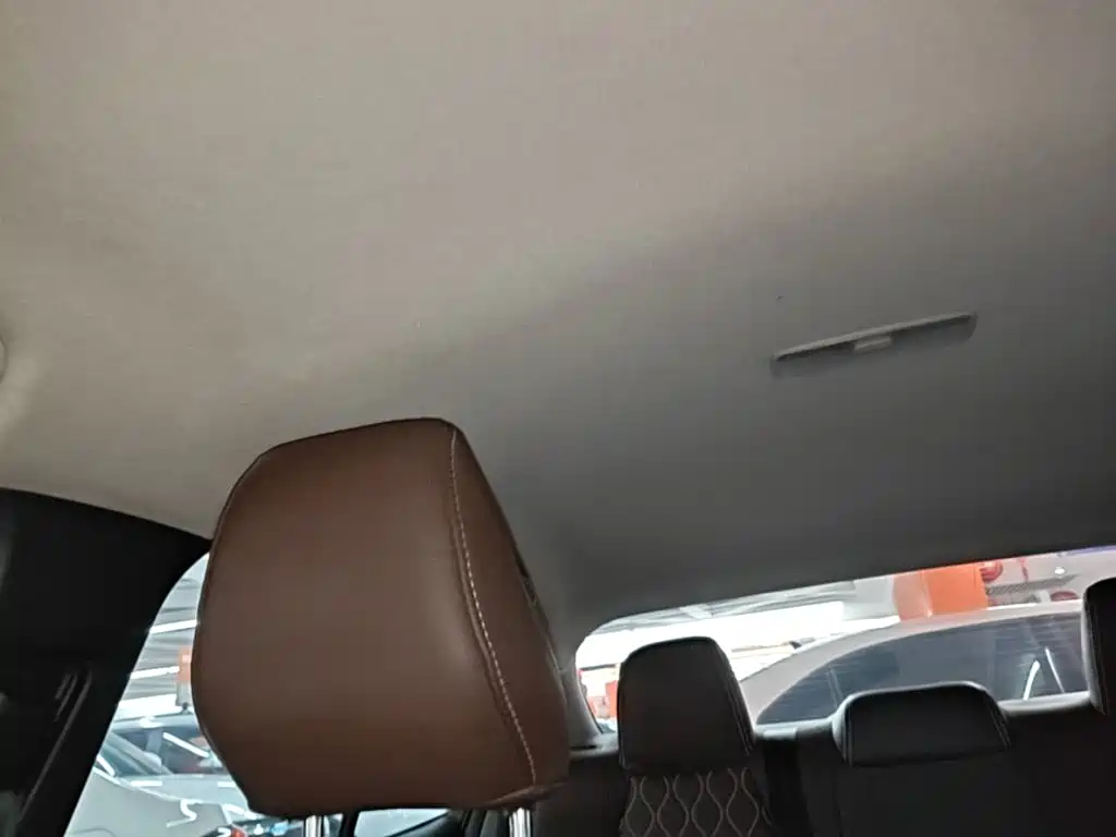 Toyota Corolla — миниатюра 18