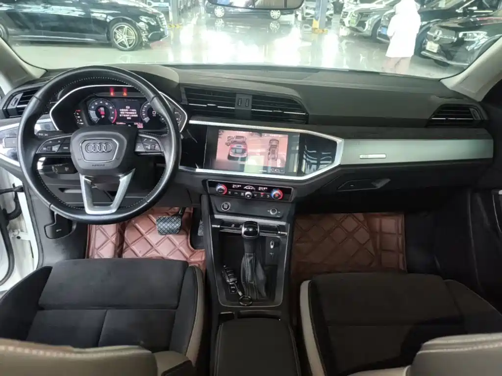Audi Q3 — миниатюра 10