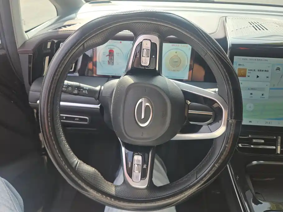GAC Motor Trumpchi M8 — миниатюра 15