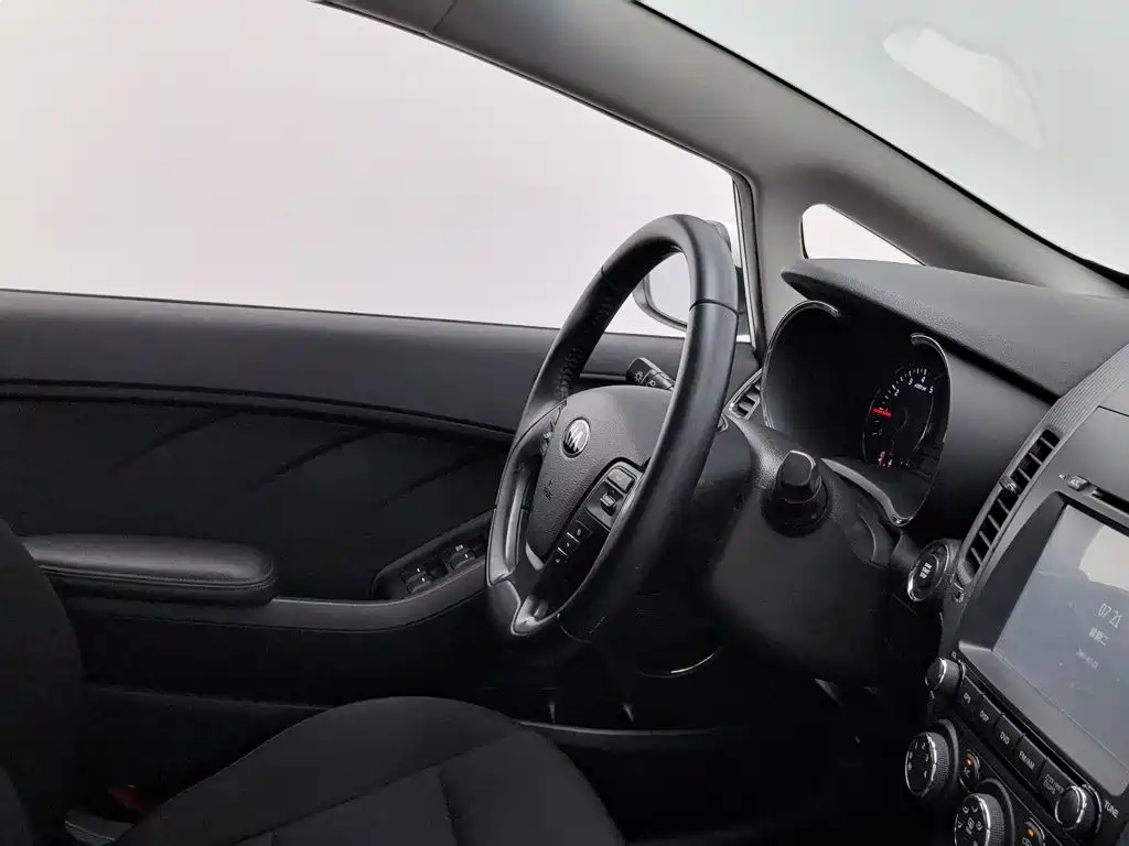 Kia K3S — миниатюра 22