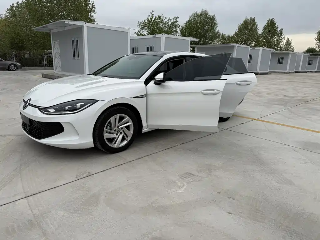 Volkswagen Lamando — миниатюра 8