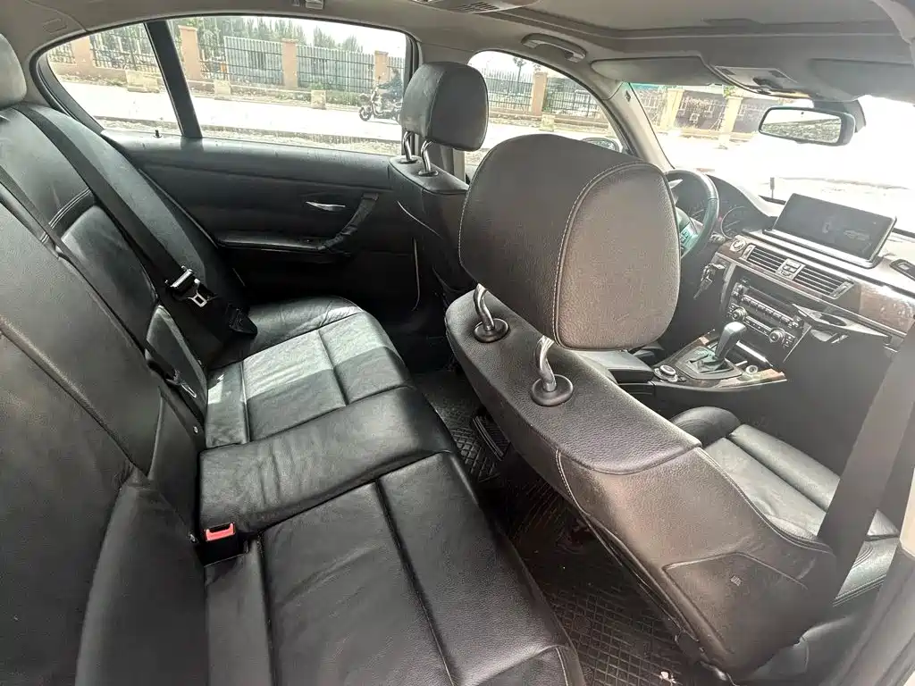 BMW 3 Series — миниатюра 20