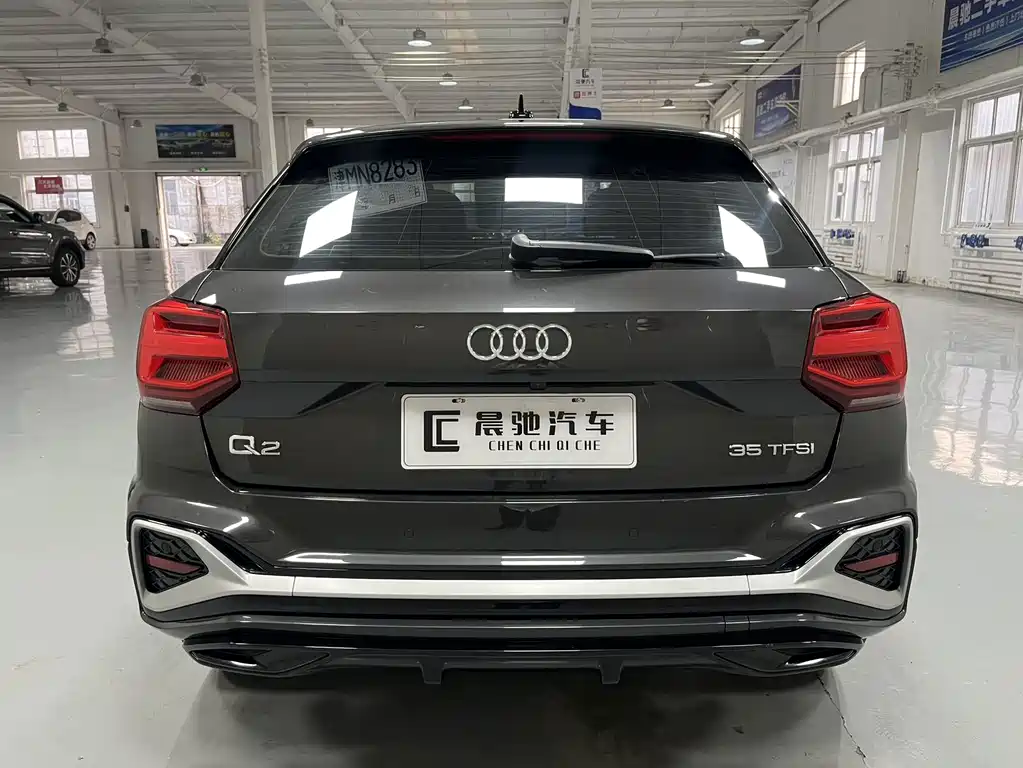 Audi Q2L — миниатюра 5