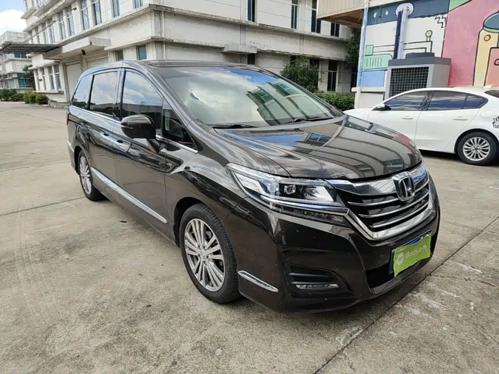 Honda Elysion — миниатюра 4