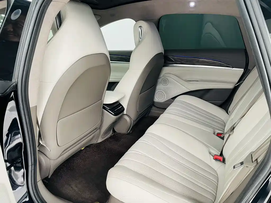 ZHIJI AUTOMOBILE ZHIJI L7