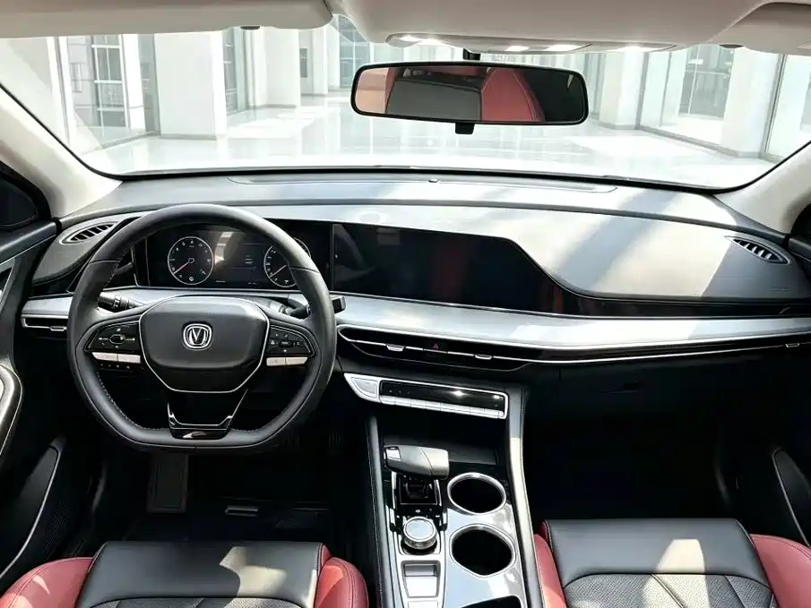 Changan Eado — миниатюра 4