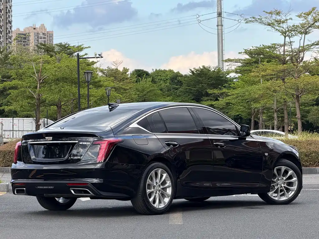 Cadillac CT5 — миниатюра 3