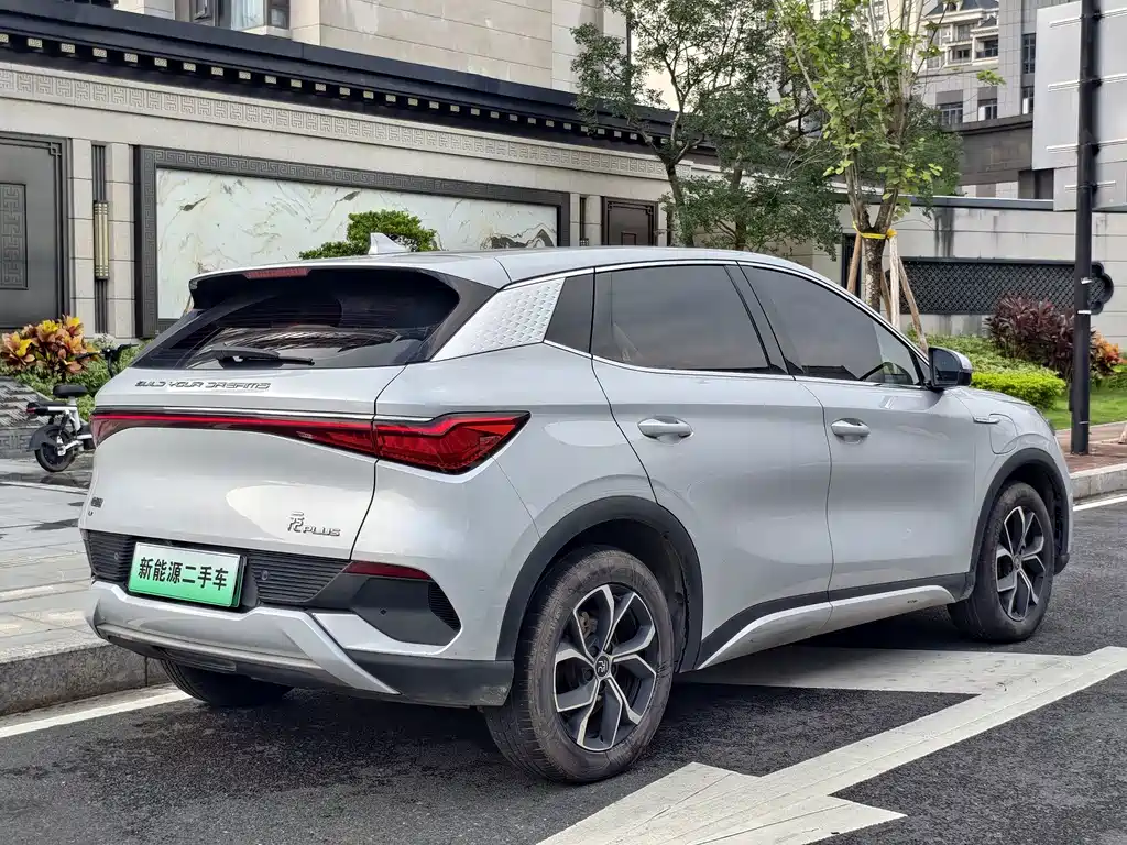 BYD Yuan Plus — миниатюра 8