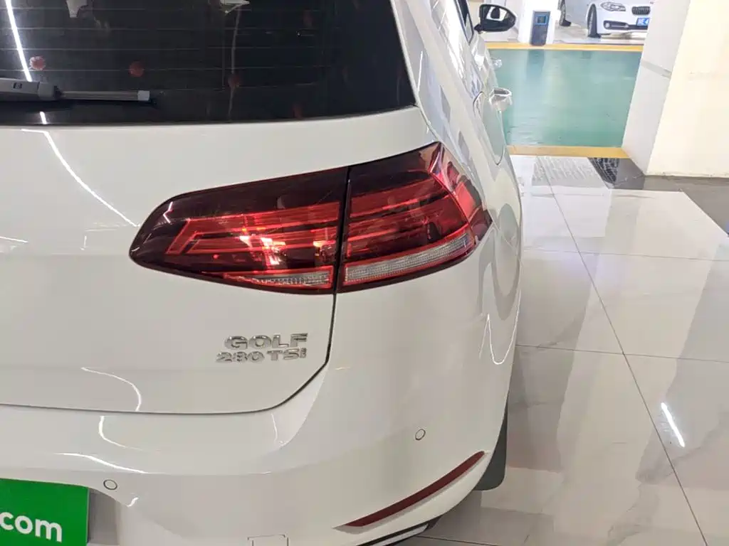 Volkswagen Golf — миниатюра 8
