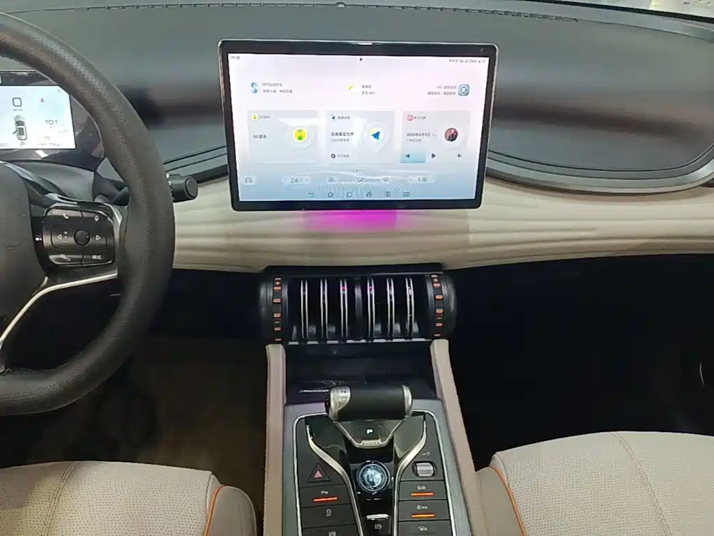 BYD Yuan Plus — миниатюра 13