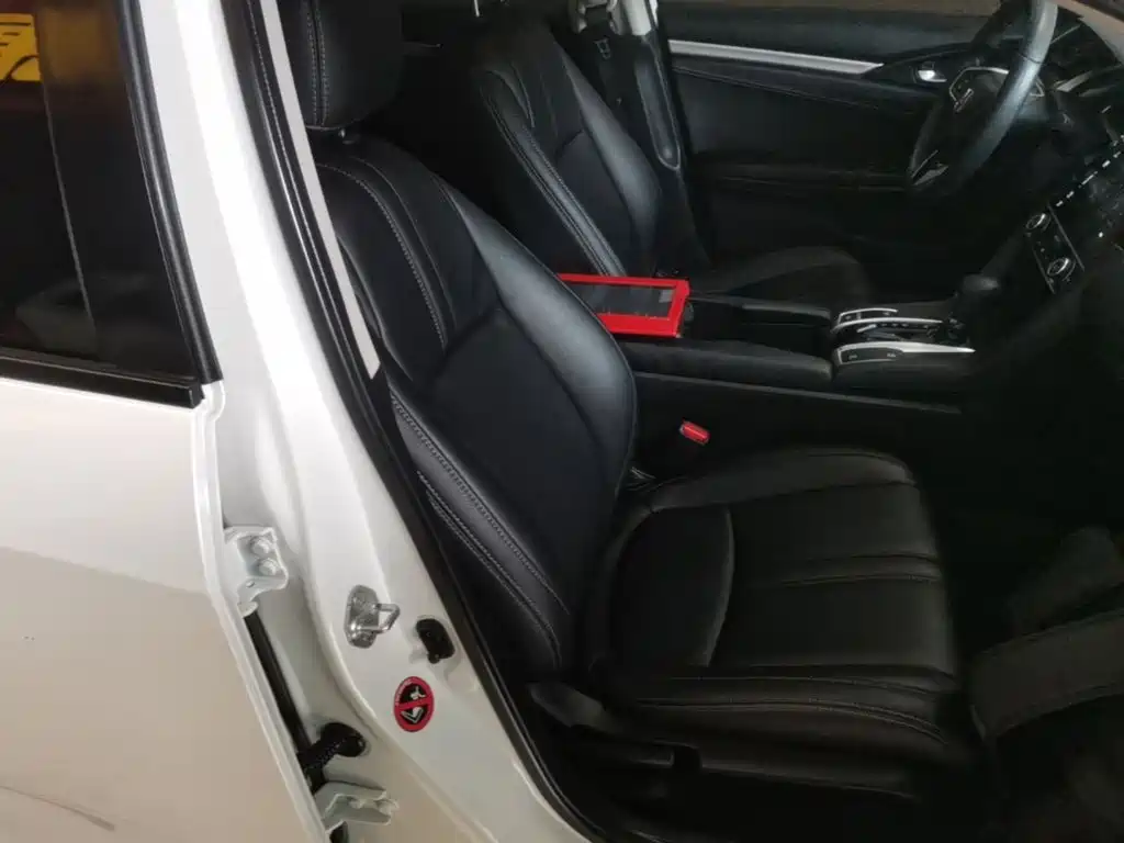 Honda Civic — миниатюра 25