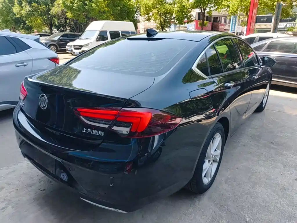 Buick Regal — миниатюра 7