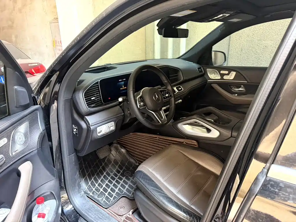 Mercedes-Benz GLE (Import) — миниатюра 4