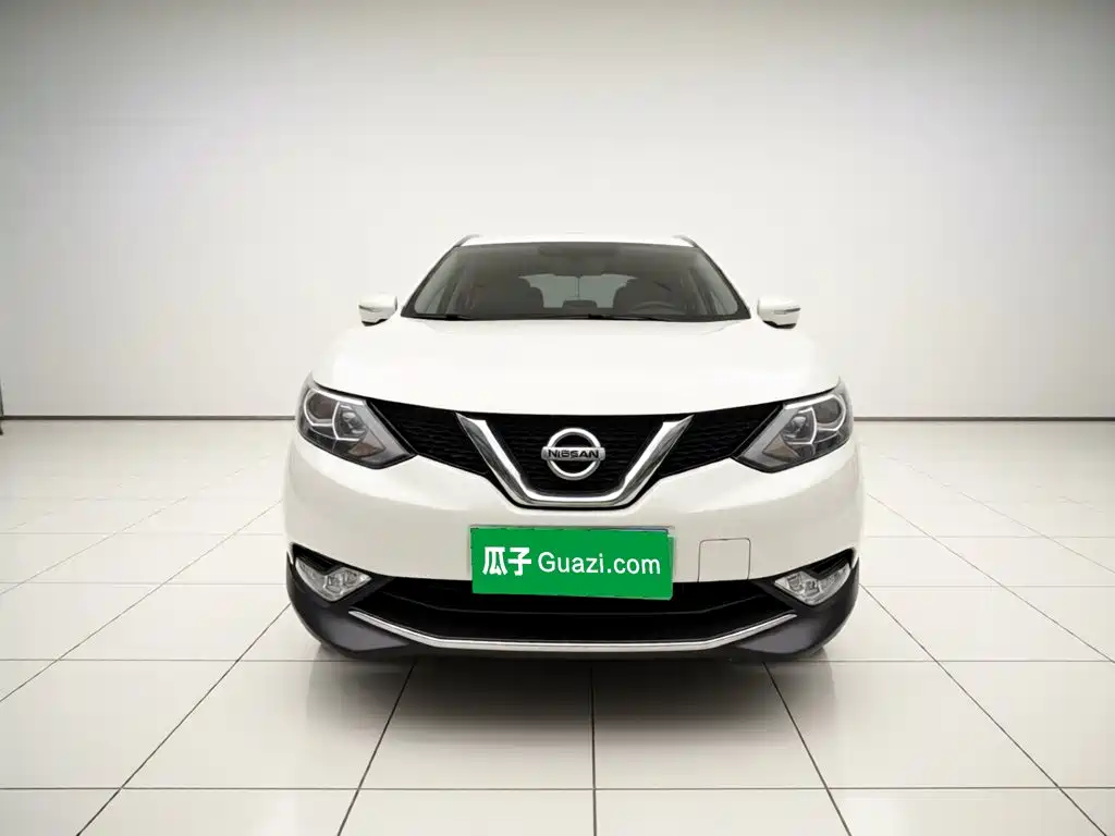 Nissan Qashqai 2016 2.0L CVT Luxury