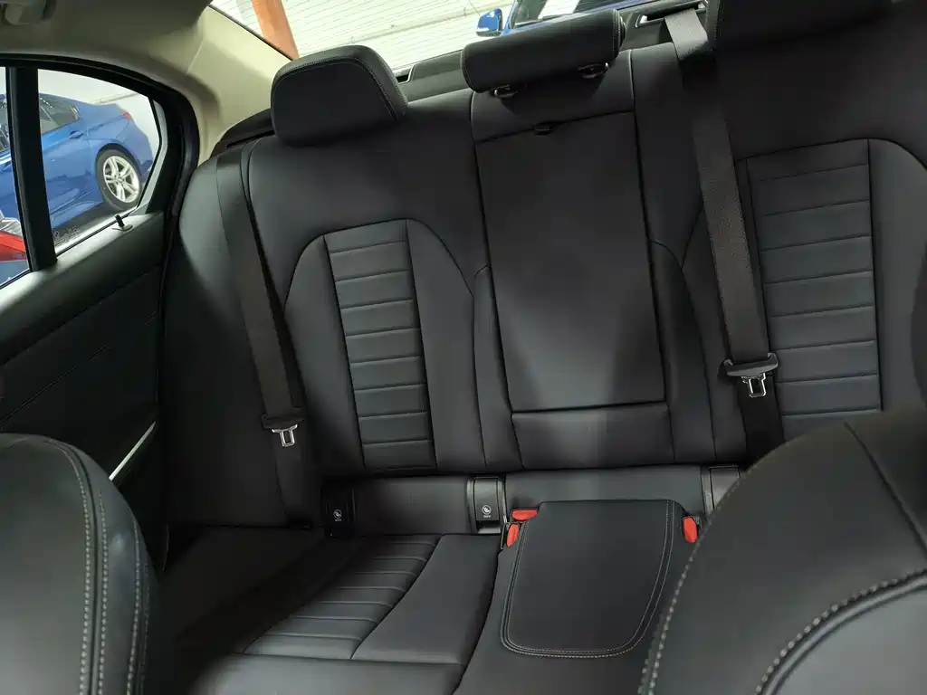 BMW 3 Series — миниатюра 7