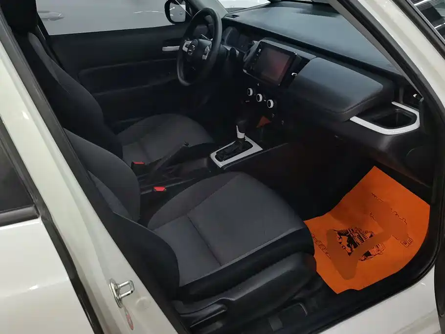 Honda Fit — миниатюра 8