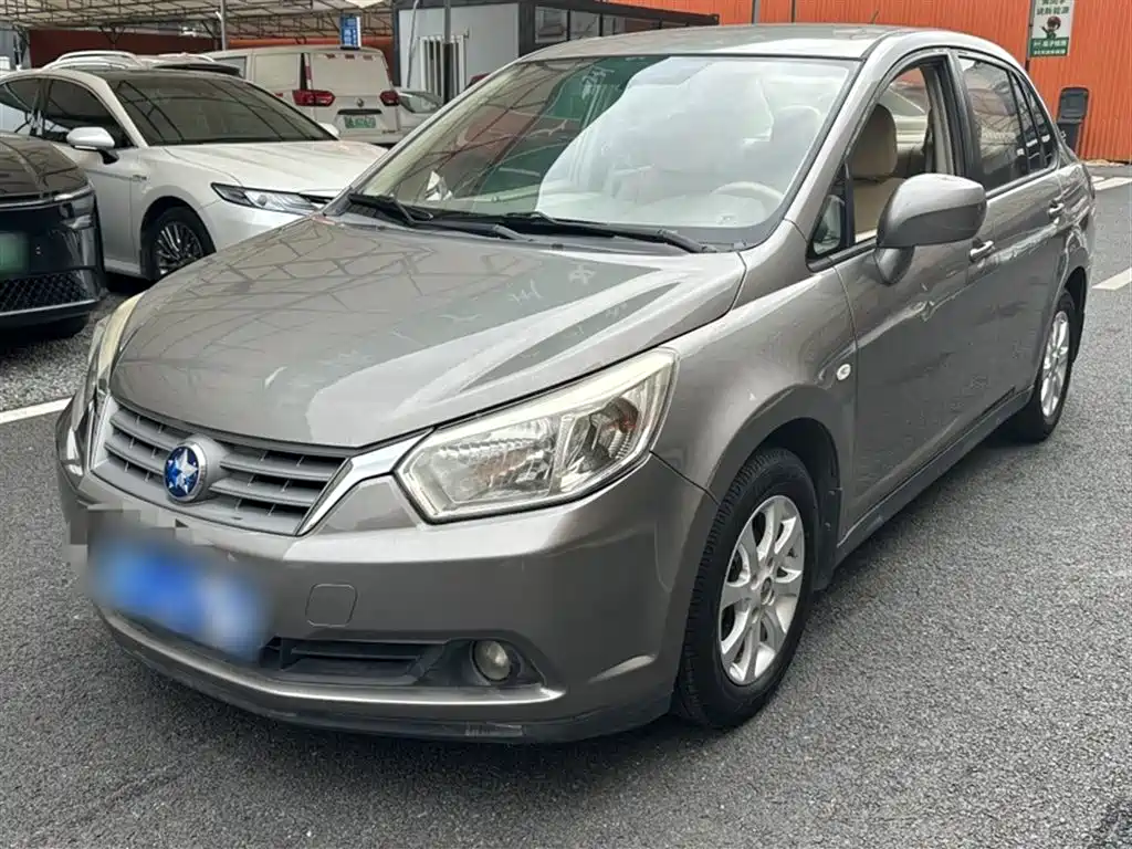 Venucia D50 2014