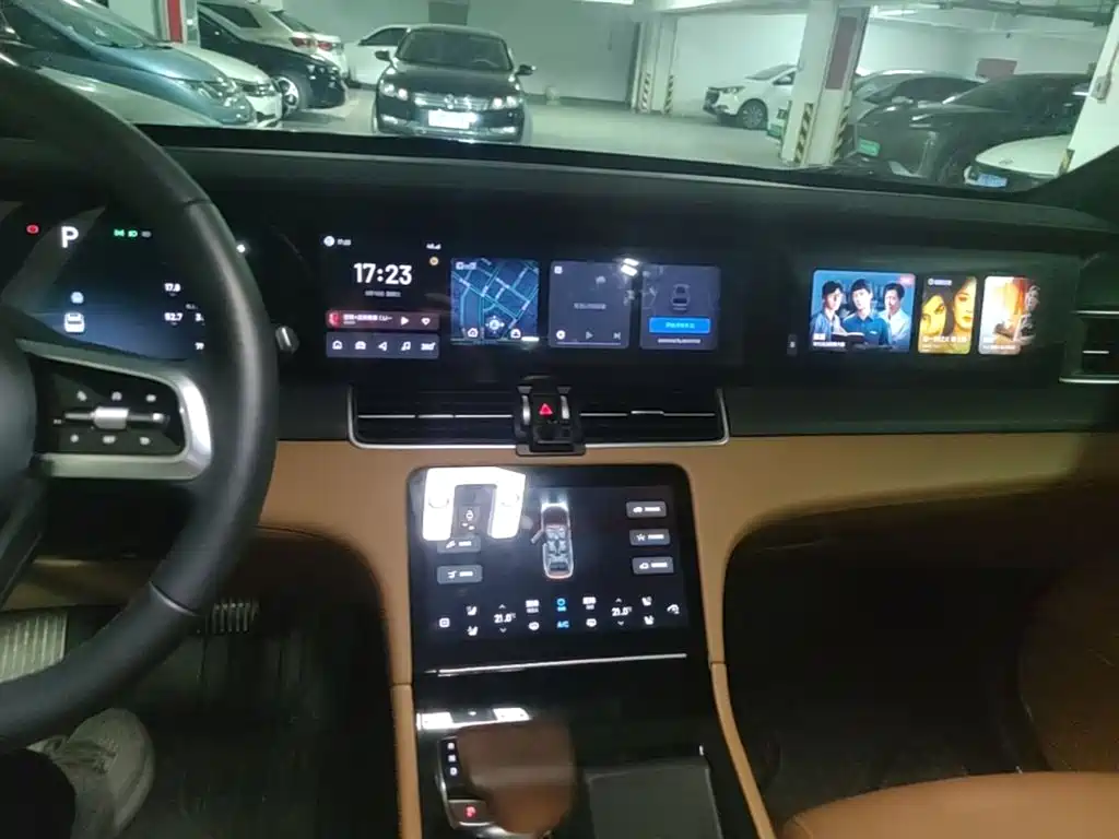 Li Auto Li ONE — миниатюра 11
