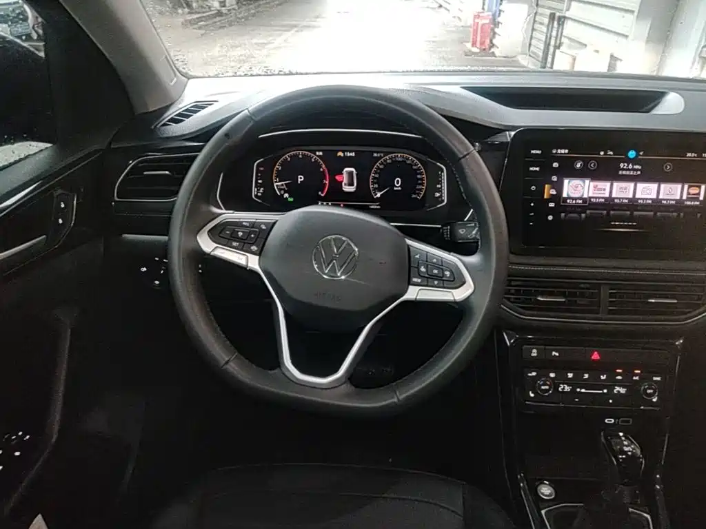Volkswagen Tharu — миниатюра 11