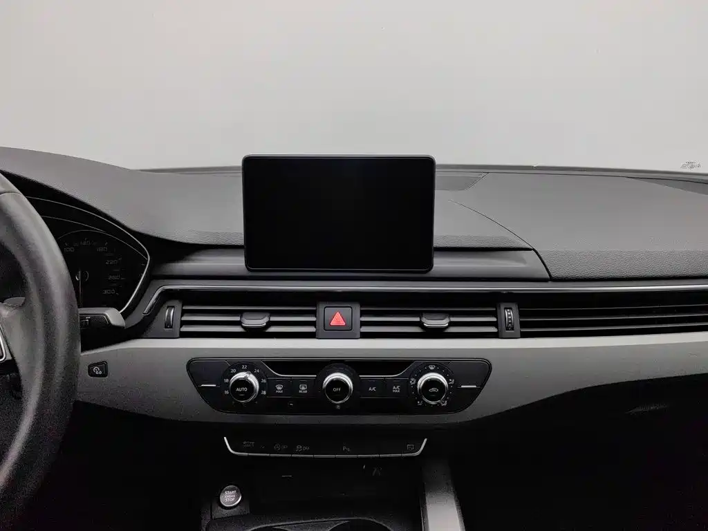 Audi A4L — миниатюра 12