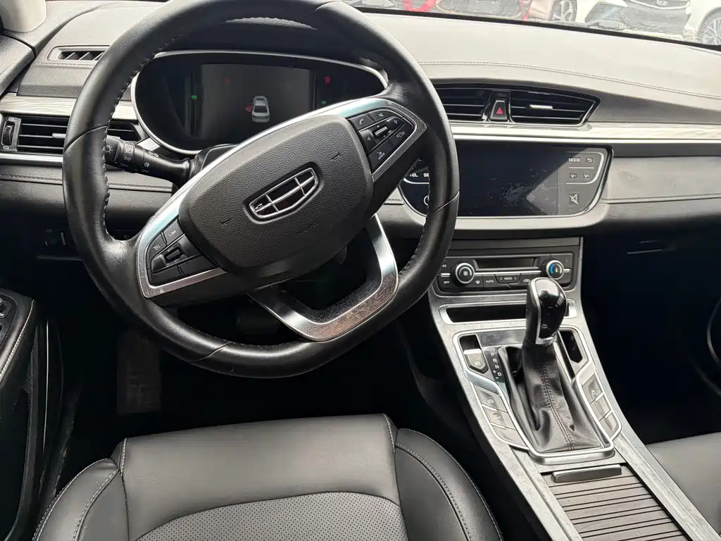 Geely Emgrand — миниатюра 9