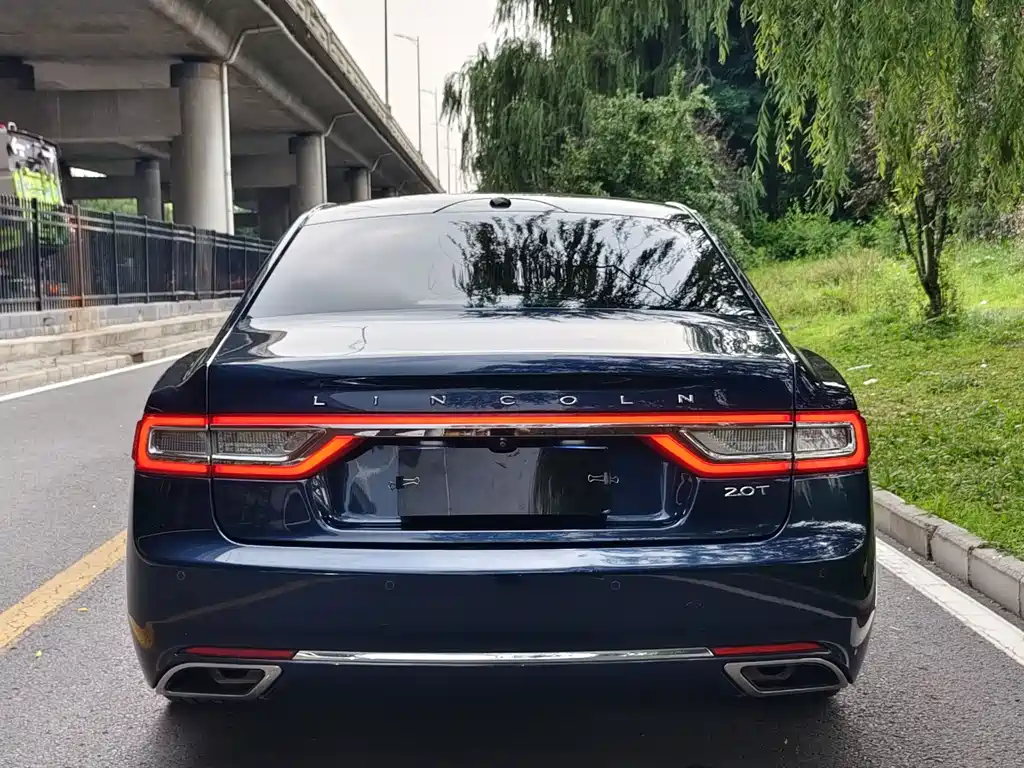Lincoln Continental 2017 2.0T