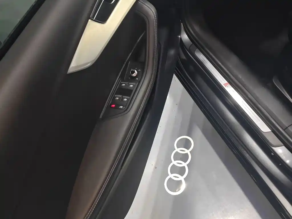 Audi A4L — миниатюра 4