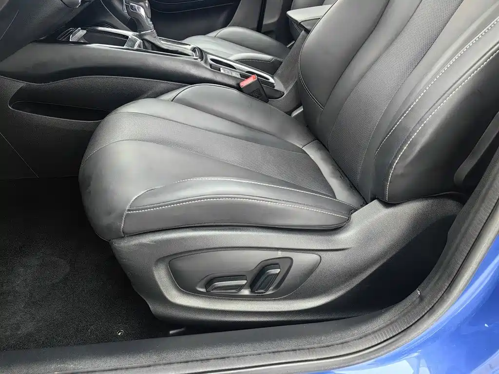 Roewe i5 — миниатюра 20