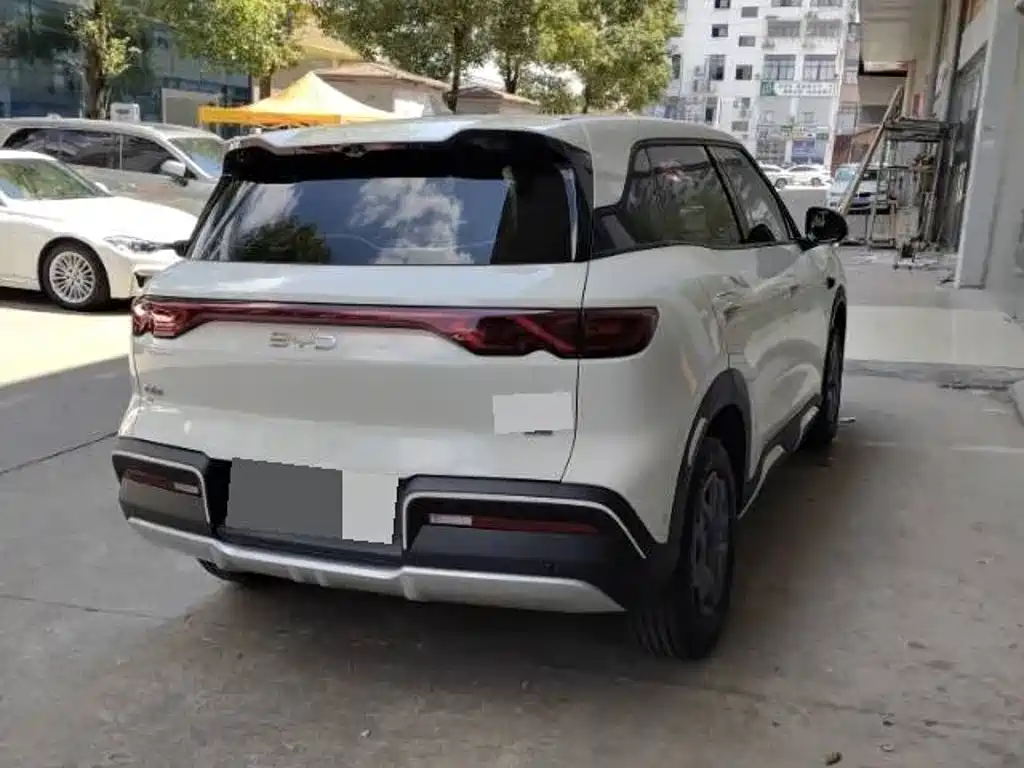 BYD Yuan UP — миниатюра 6