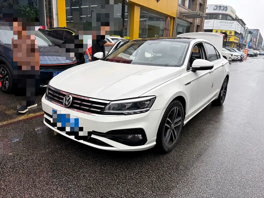 Volkswagen Lamando