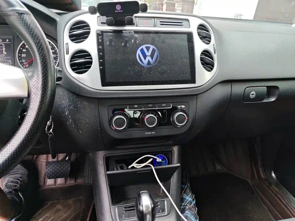 Volkswagen Tiguan — миниатюра 9