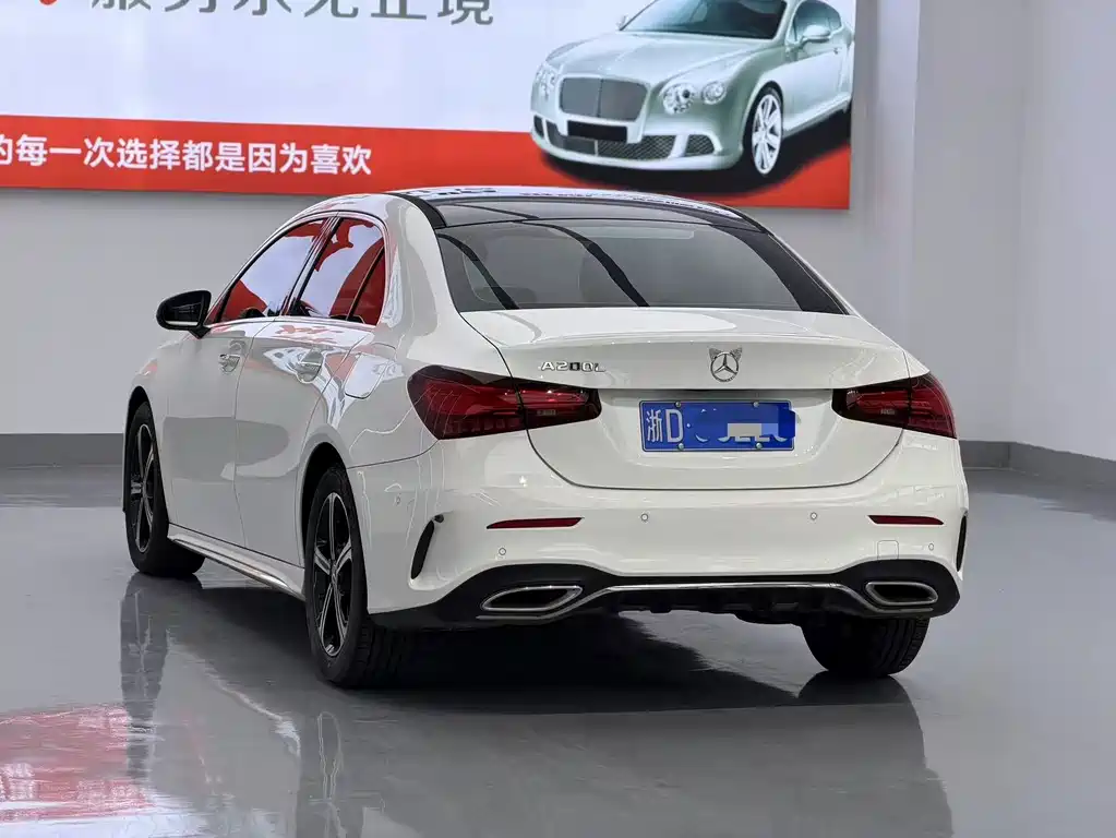 Mercedes-Benz A-Class — миниатюра 9