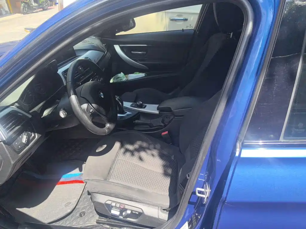 BMW 3 Series — миниатюра 8