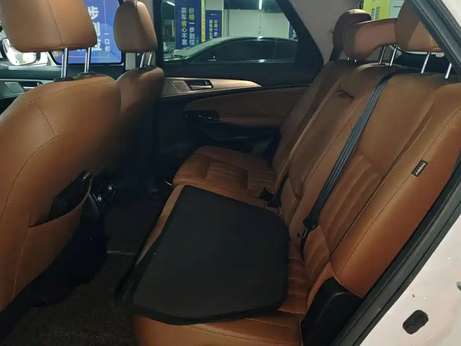 Changan CS95 — миниатюра 11