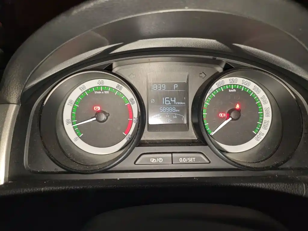 Skoda Rapid Spaceback — миниатюра 8