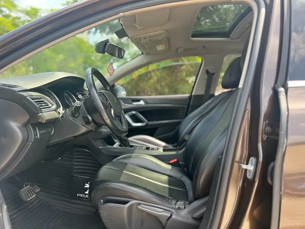 Peugeot 408 — миниатюра 5