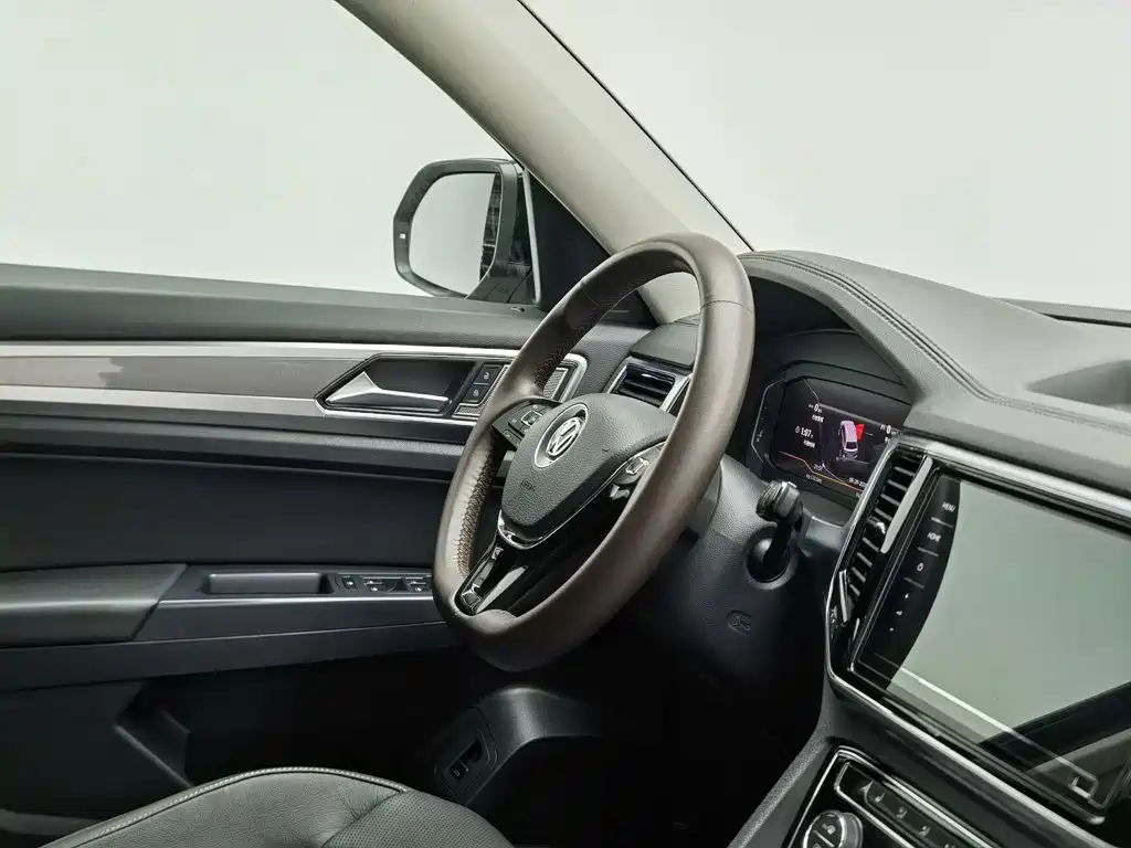 Volkswagen Teramont — миниатюра 22