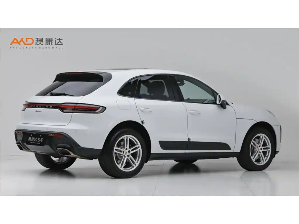 Porsche Macan — миниатюра 3