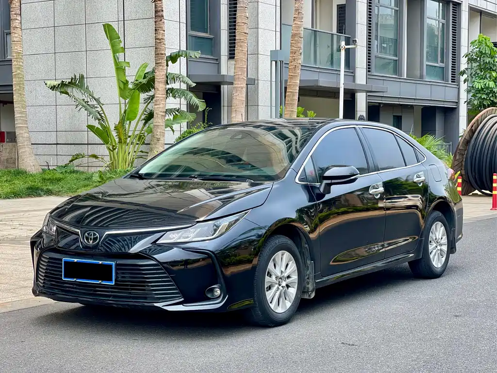 Купить Toyota Corolla