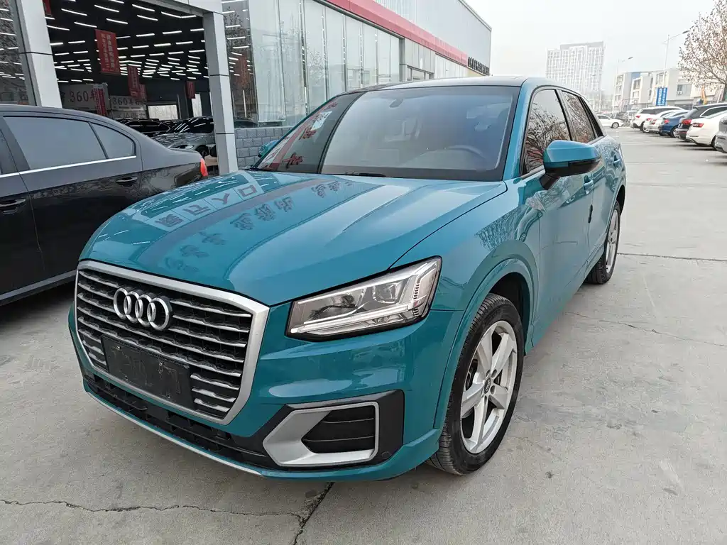 Audi Q2L 2021