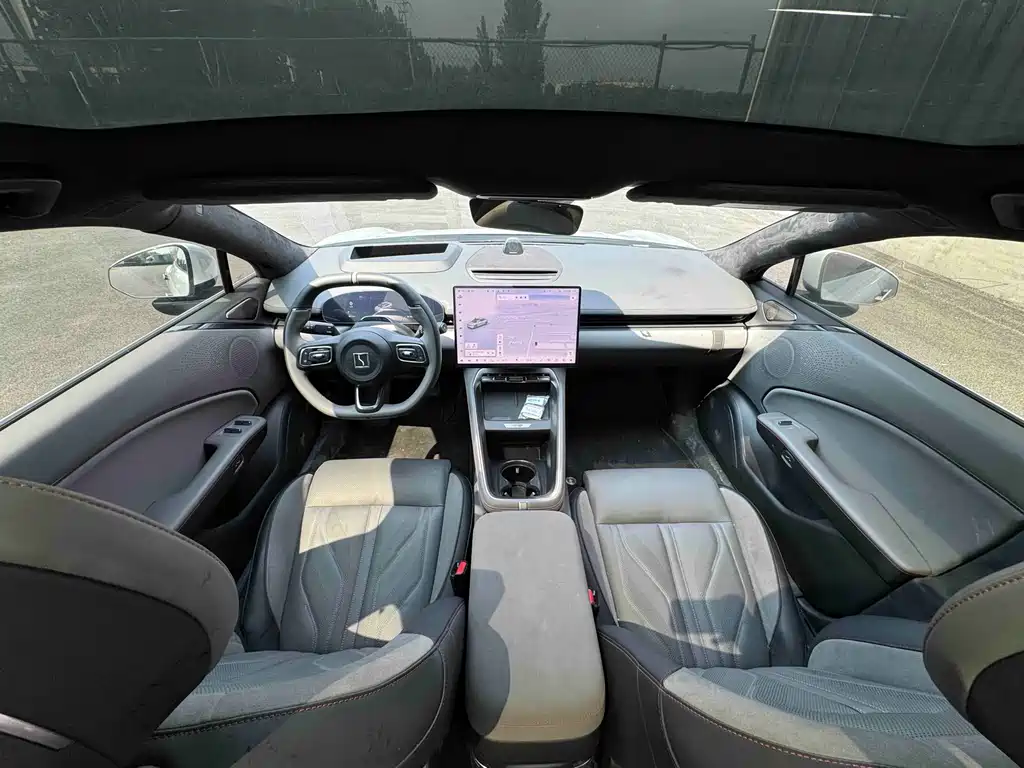 Zeekr 007GT — миниатюра 8