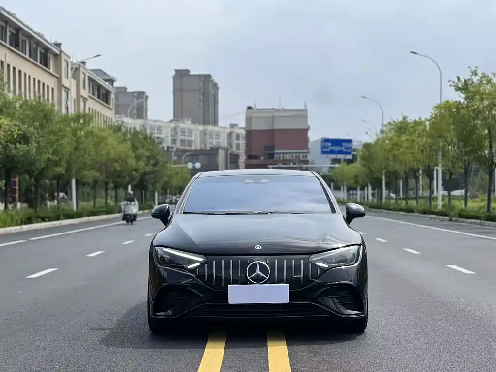 Mercedes-Benz EQE AMG — миниатюра 2