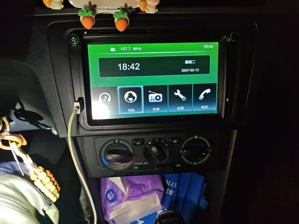 Skoda Rapid Spaceback — миниатюра 10