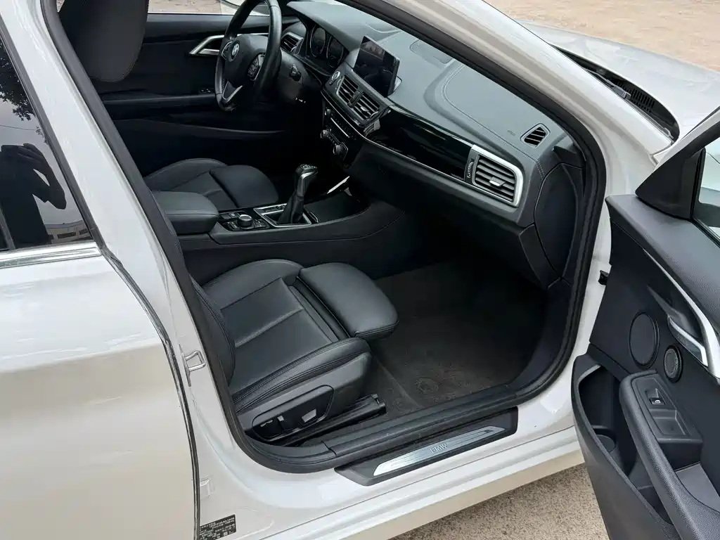BMW 1 Series — миниатюра 9