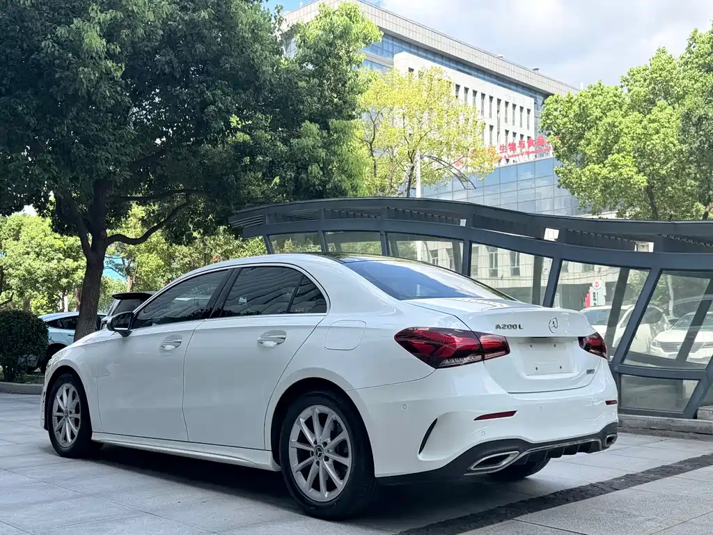 Mercedes-Benz A-Class — миниатюра 4